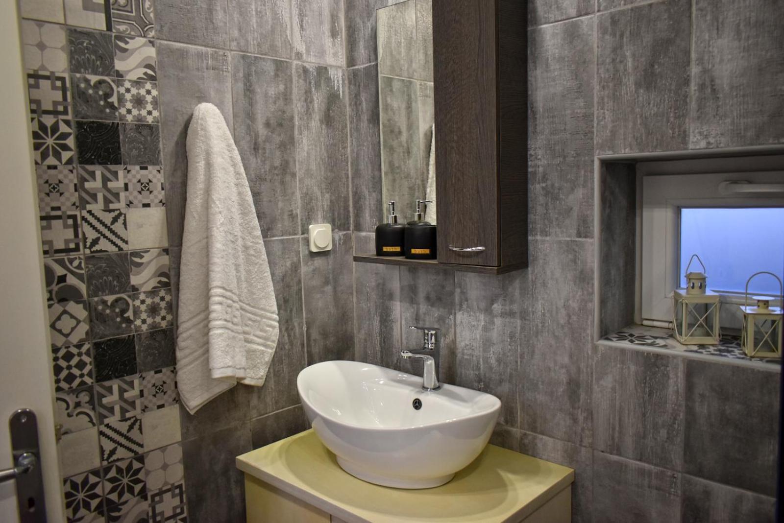 Villa Deltus - Cozy Holiday Home Near Gortyna Agioi Deka  ภายนอก รูปภาพ
